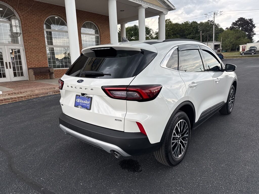 2025 Ford Escape Plug-In Hybrid Base Mount Joy PA