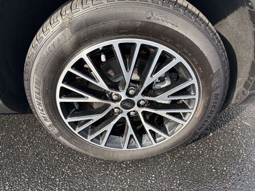 2025 Ford Escape Plug-In Hybrid Base Mount Joy PA