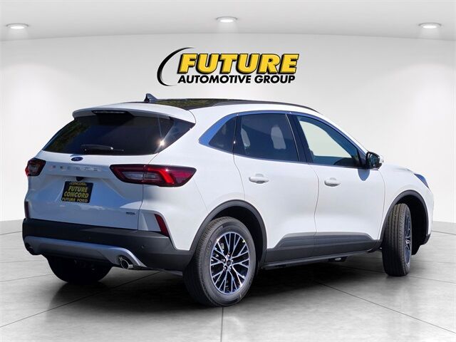 2025 Ford Escape Plug-In Hybrid Base