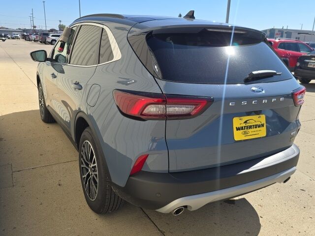 2025 Ford Escape Plug-In Hybrid Base photo 7