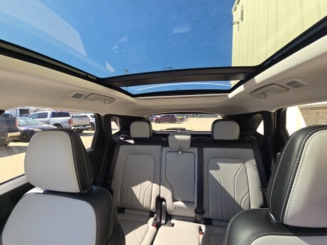 2025 Ford Escape Plug-In Hybrid Base photo 23