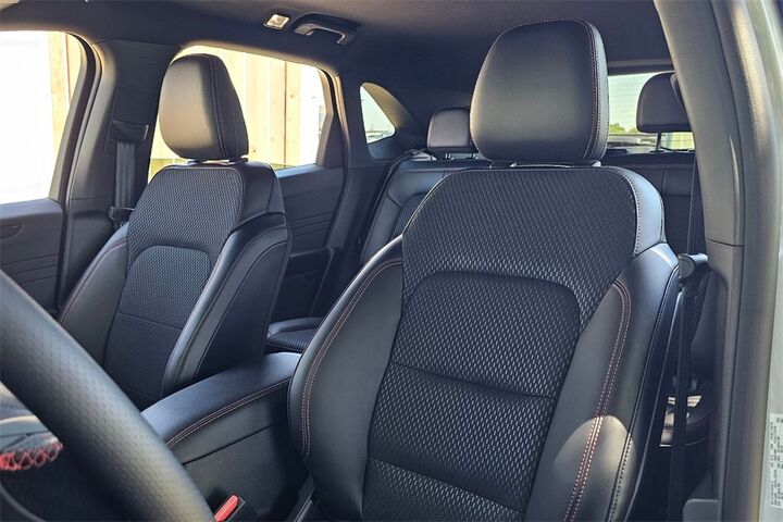 2025 Ford Escape ST-Line  TX