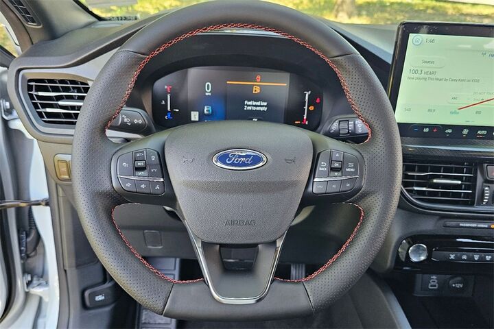 2025 Ford Escape ST-Line  TX