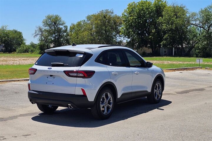 2025 Ford Escape ST-Line  TX