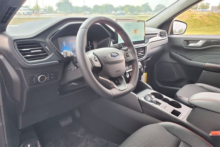 2025 Ford Escape ST-Line  TX