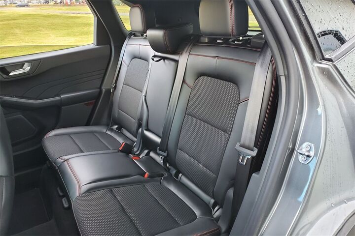 2025 Ford Escape ST-Line  TX