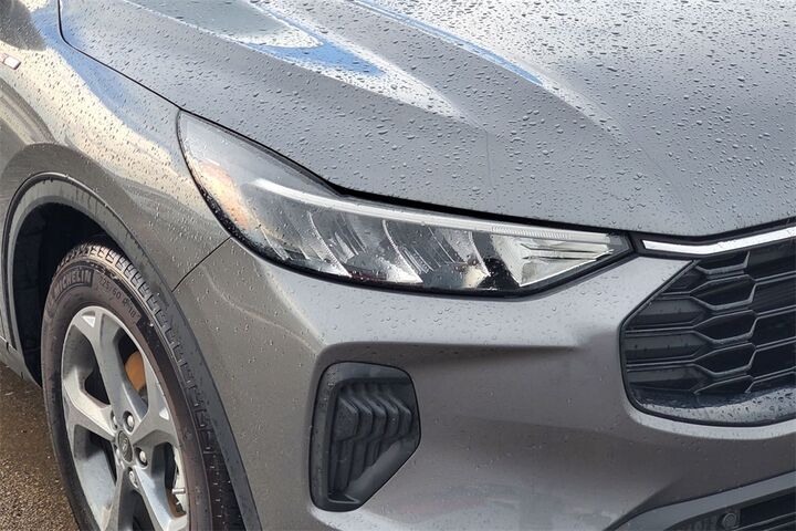 2025 Ford Escape ST-Line  TX