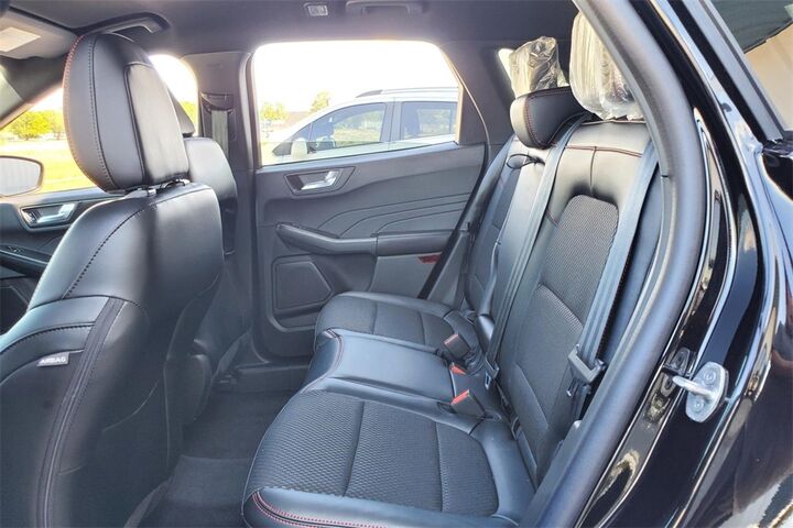 2025 Ford Escape ST-Line  TX