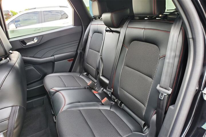 2025 Ford Escape ST-Line  TX