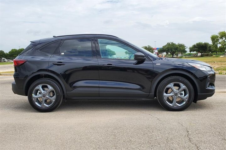 2025 Ford Escape ST-Line  TX