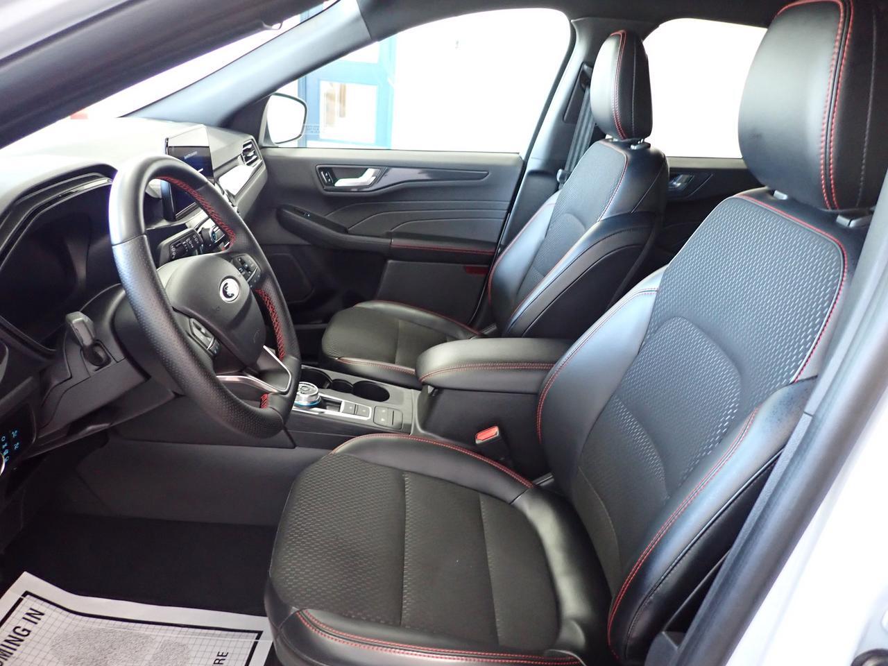 2025 Ford Escape ST-Line AWD Listowel ON