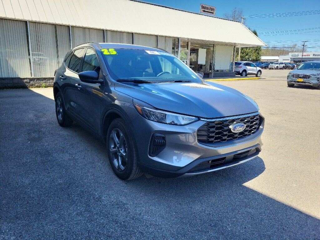 2025 Ford Escape ST-Line Owego NY