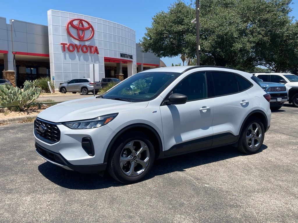 2025 Ford Escape