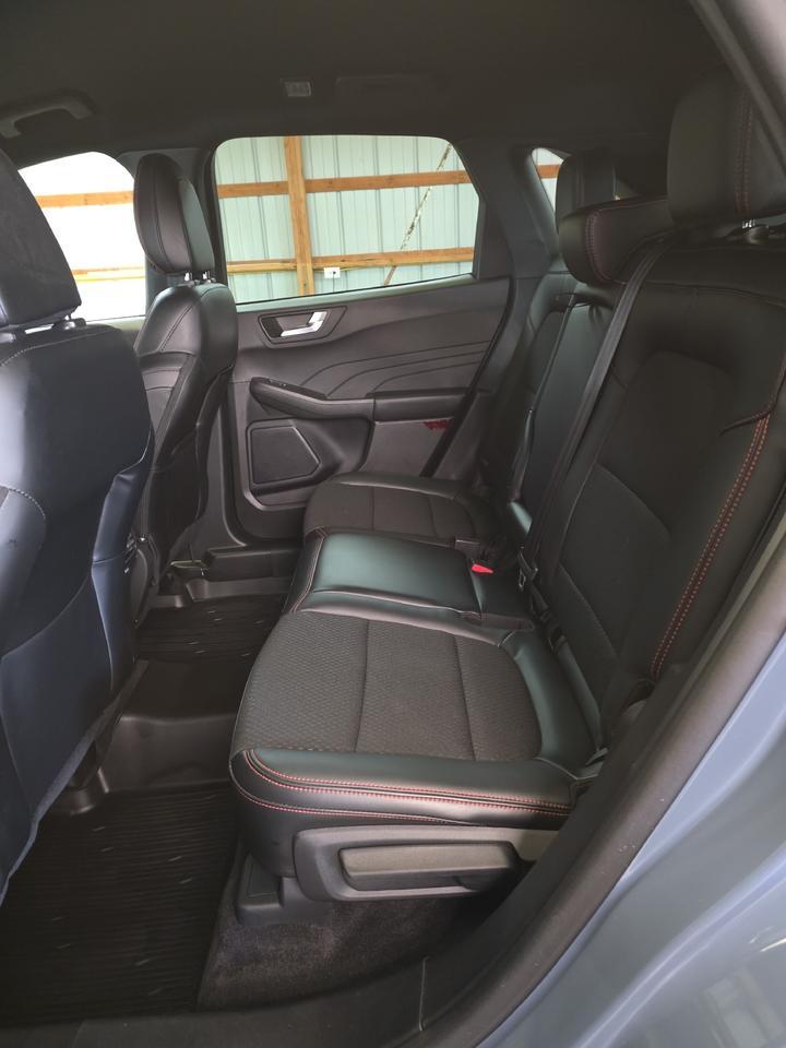 2025 Ford Escape ST-Line Sand Lake NY