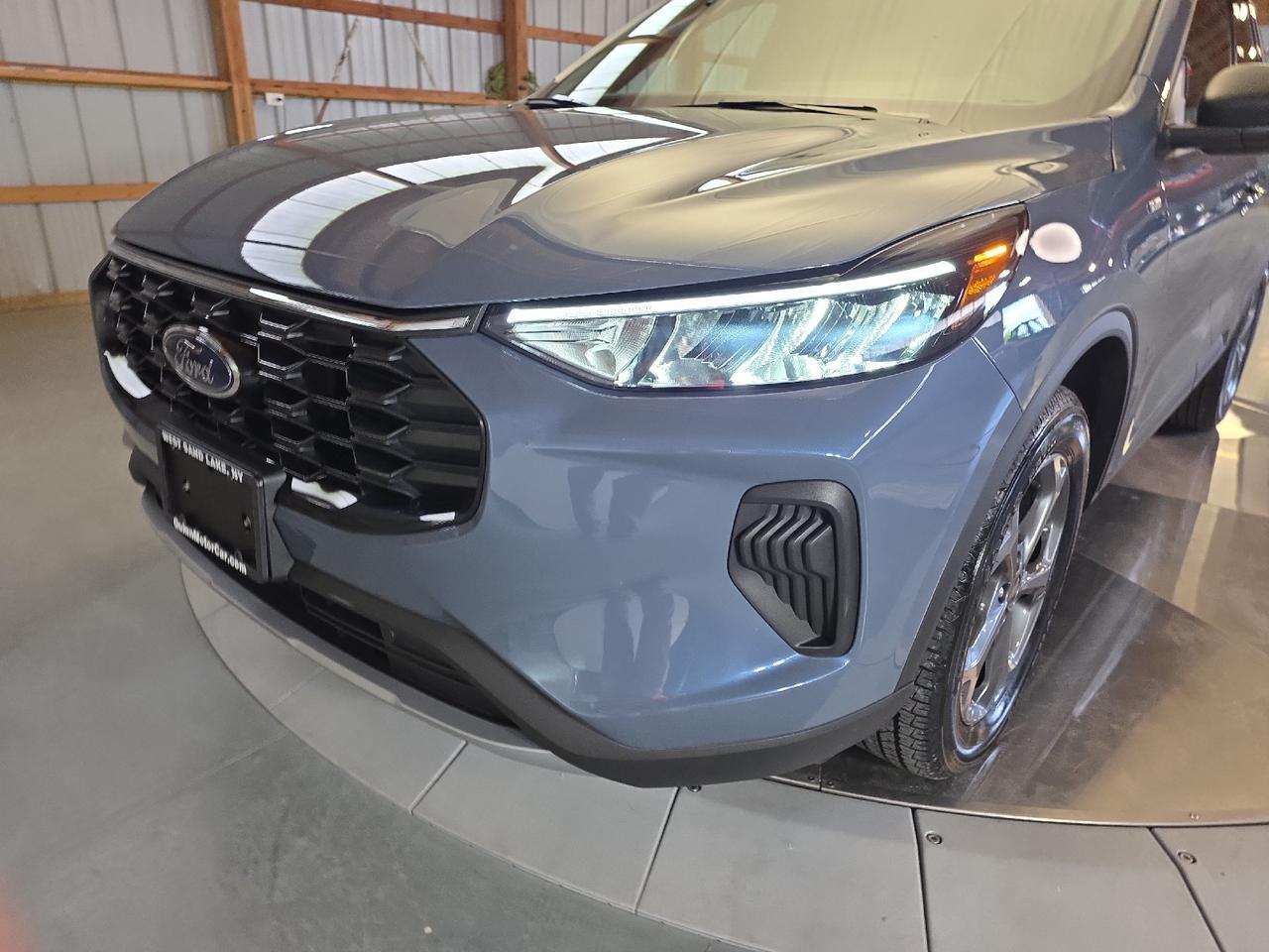 2025 Ford Escape ST-Line Sand Lake NY