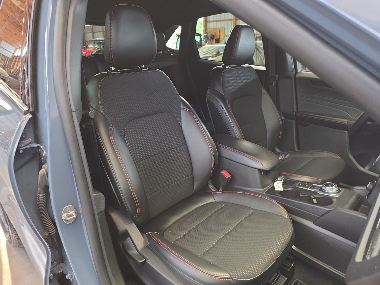 2025 Ford Escape ST-Line Sand Lake NY