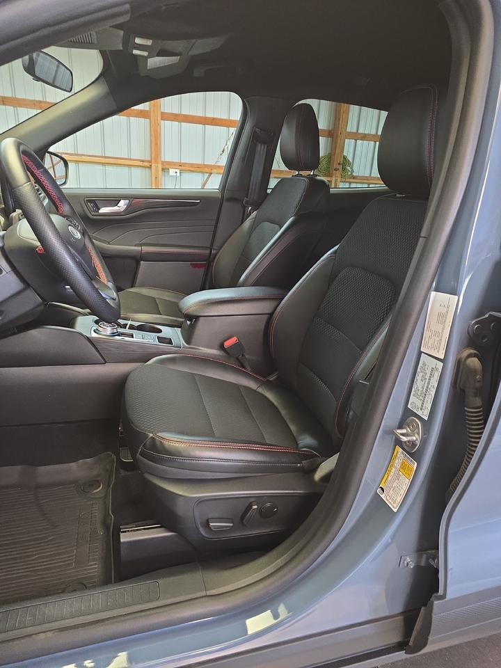 2025 Ford Escape ST-Line Sand Lake NY