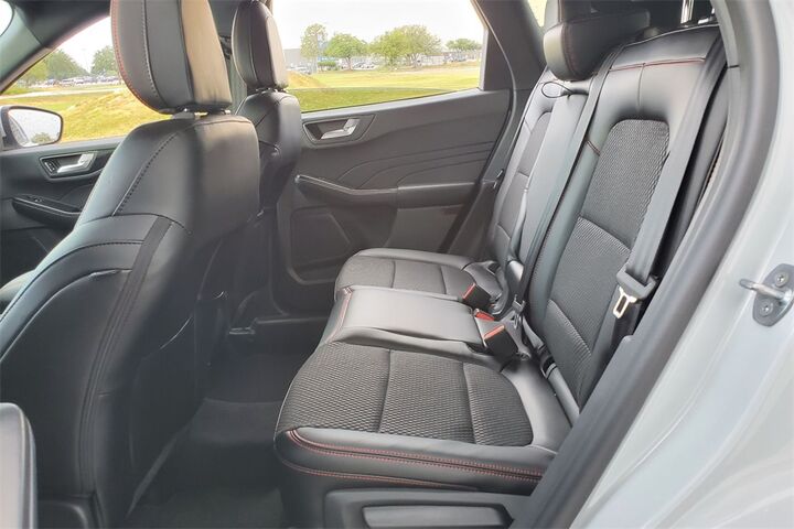 2025 Ford Escape ST-Line Select  TX
