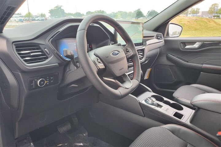2025 Ford Escape ST-Line Select  TX