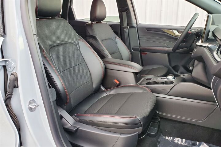 2025 Ford Escape ST-Line Select  TX