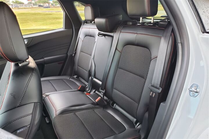 2025 Ford Escape ST-Line Select  TX
