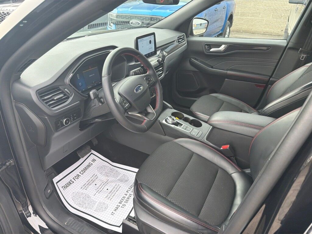 2025 Ford Escape ST-Line Select Cooperstown NY