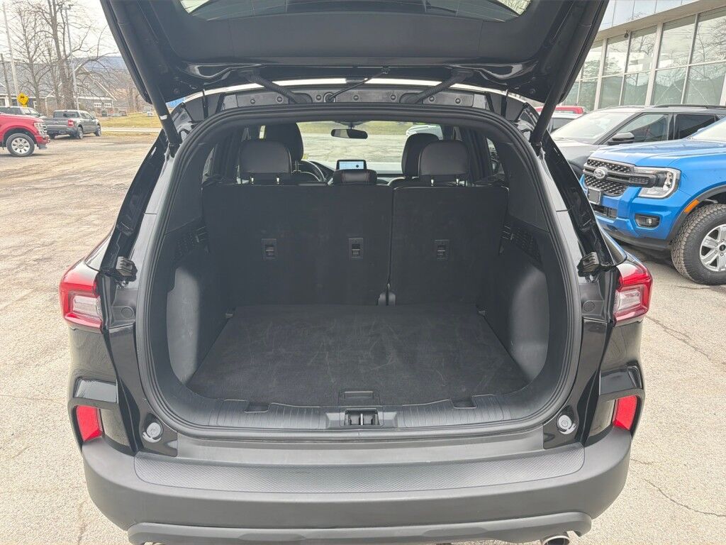2025 Ford Escape ST-Line Select Cooperstown NY