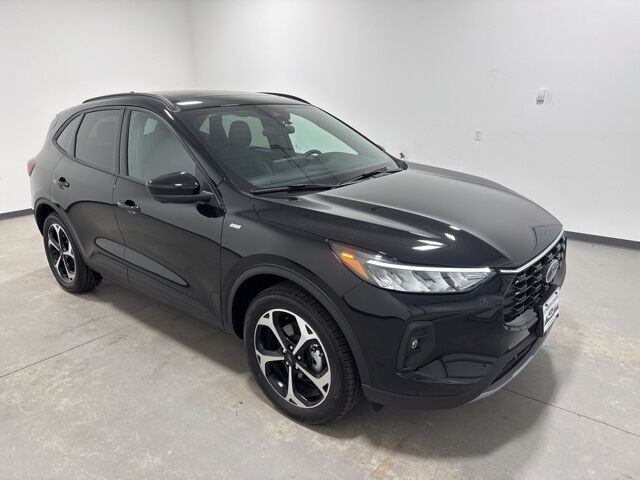2025 Ford Escape ST-Line Select Pine River MN