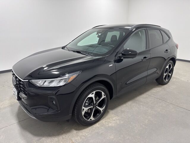 2025 Ford Escape ST-Line Select Pine River MN