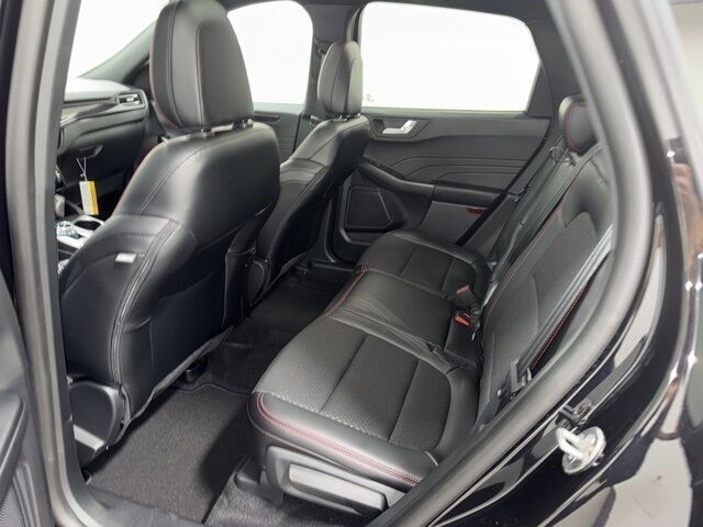 2025 Ford Escape ST-Line Select Pine River MN