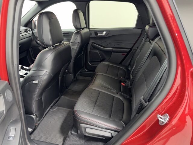 2025 Ford Escape ST-Line Select Pine River MN