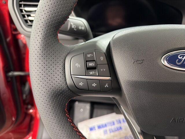 2025 Ford Escape ST-Line Select Pine River MN