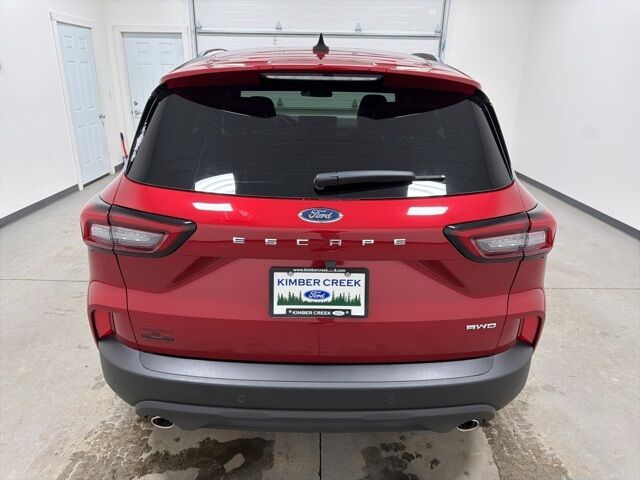 2025 Ford Escape ST-Line Select Pine River MN