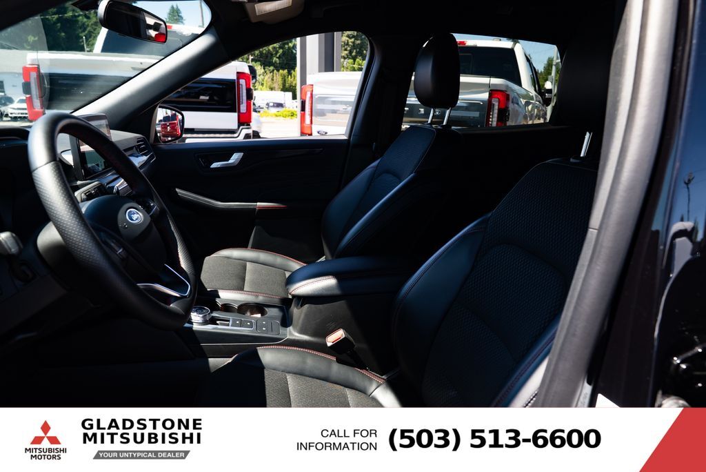 2025 Ford Escape ST-Line Select Milwaukie OR
