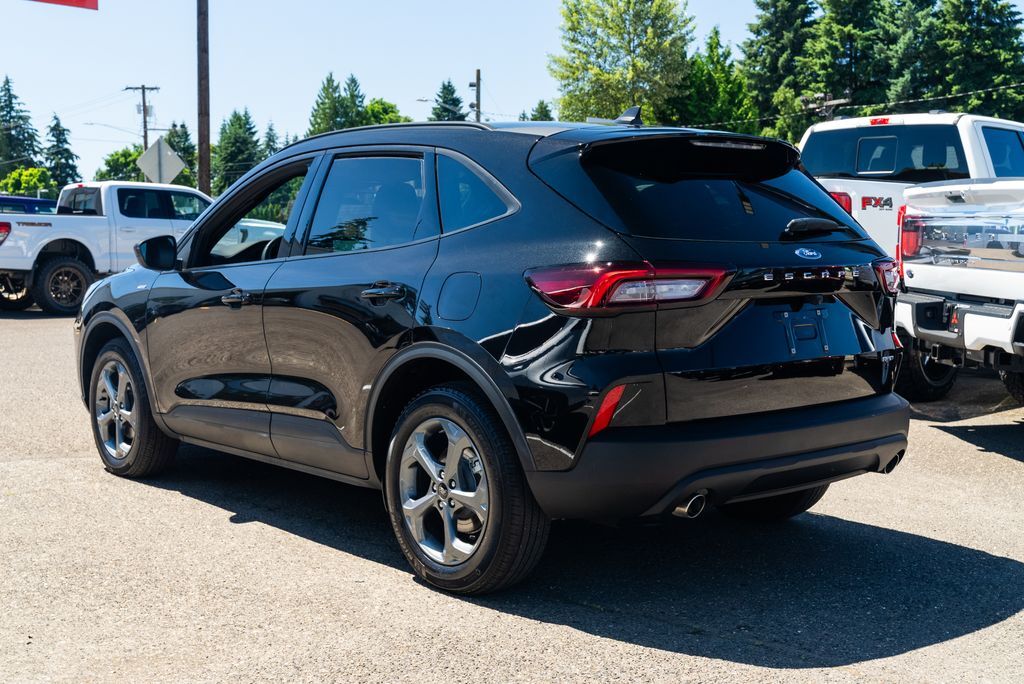 2025 Ford Escape ST-Line Select Milwaukie OR
