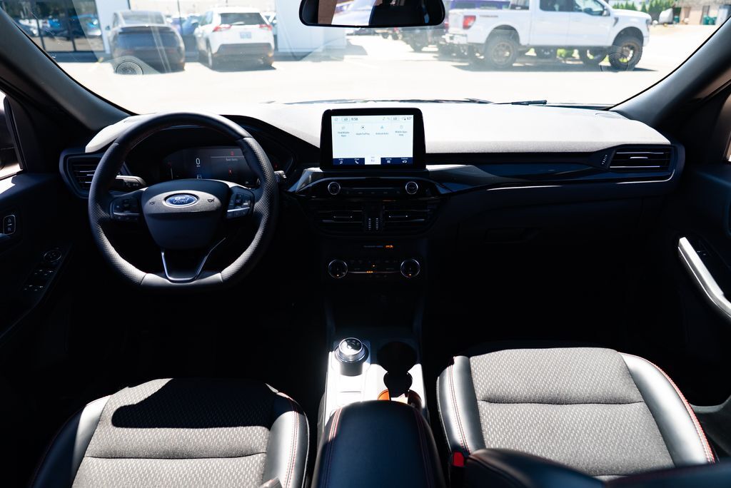 2025 Ford Escape ST-Line Select Milwaukie OR
