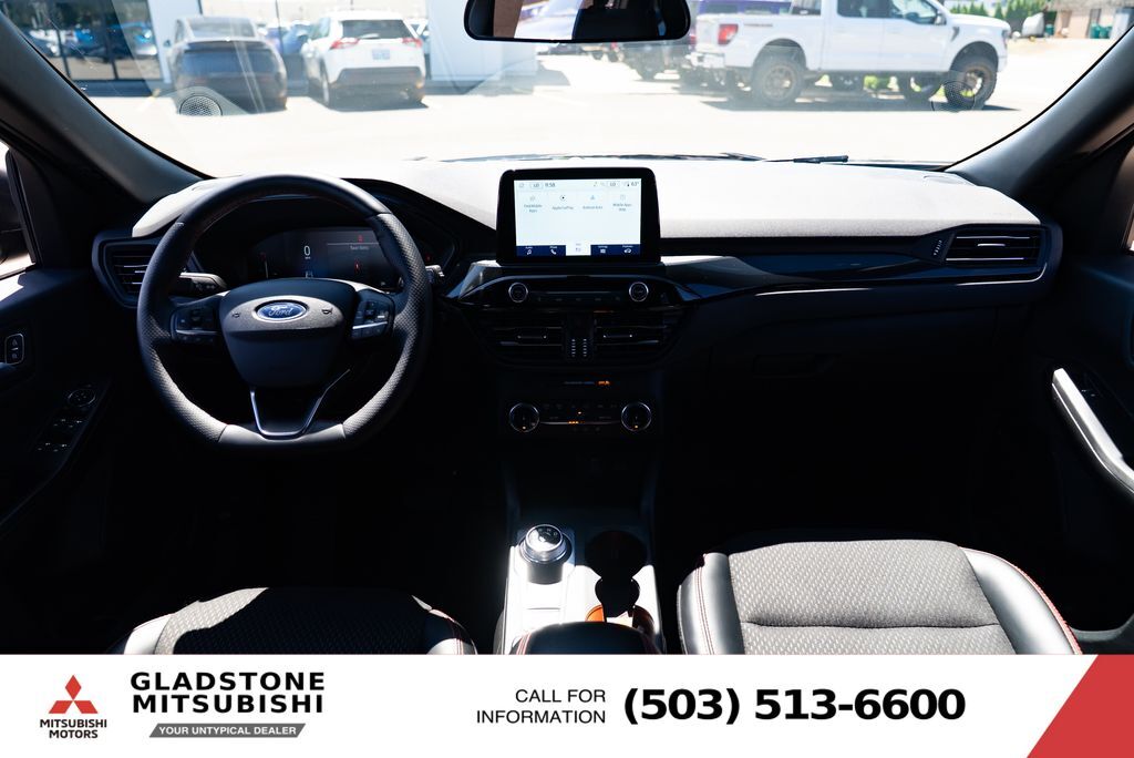 2025 Ford Escape ST-Line Select Milwaukie OR