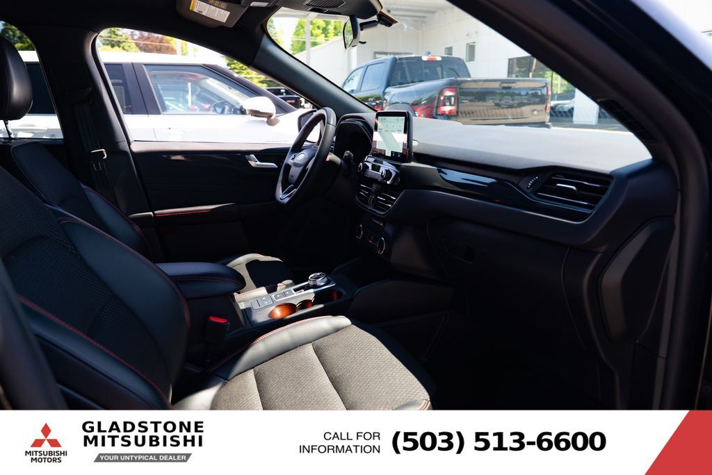 2025 Ford Escape ST-Line Select Milwaukie OR