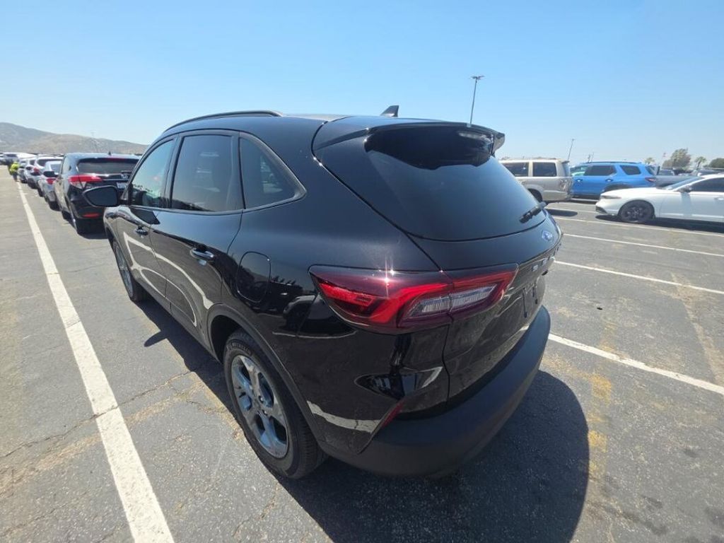 2025 Ford Escape ST-Line Select Milwaukie OR
