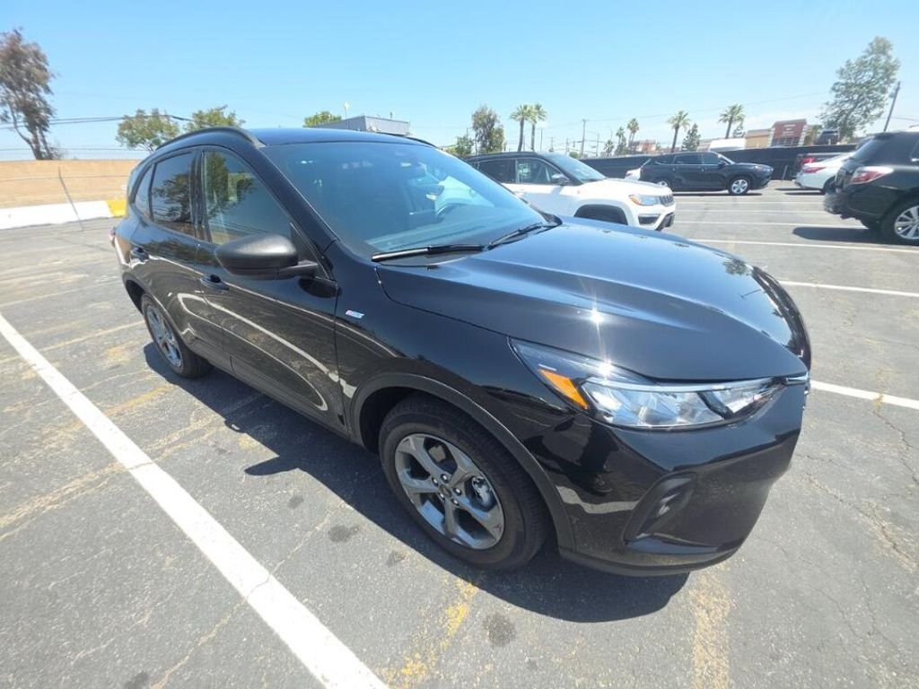 2025 Ford Escape ST-Line Select