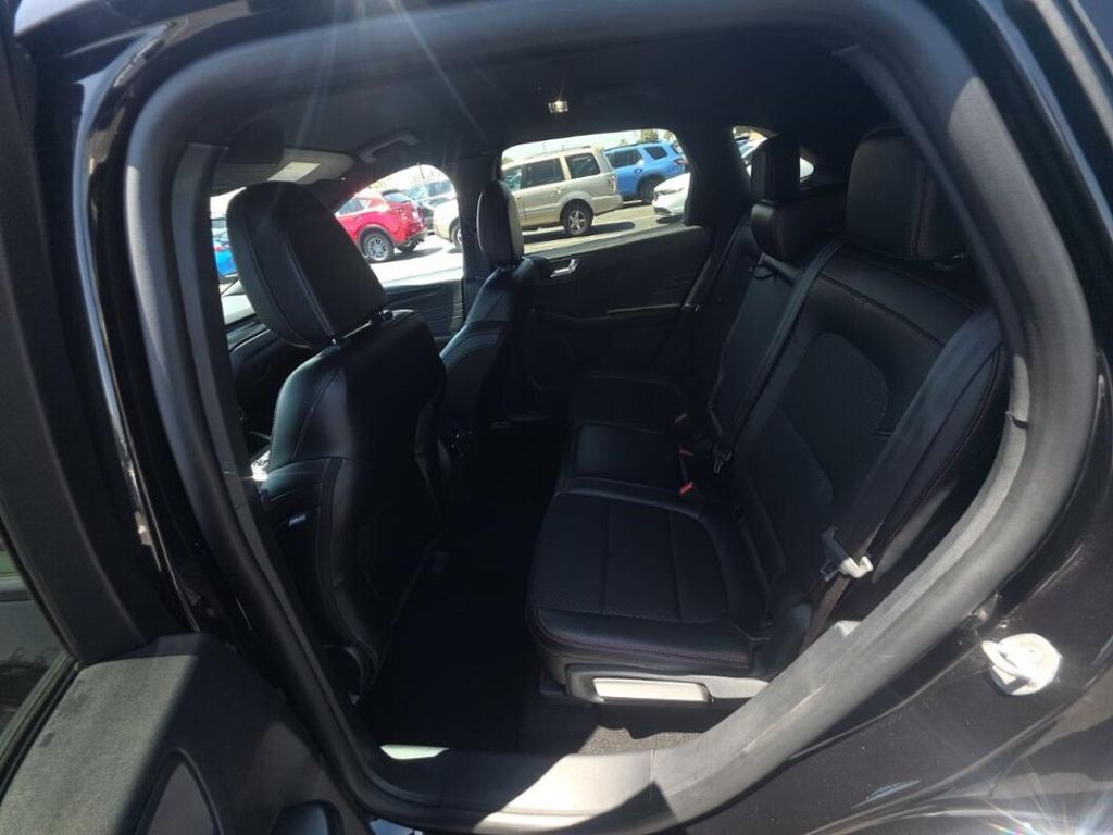2025 Ford Escape ST-Line Select Milwaukie OR