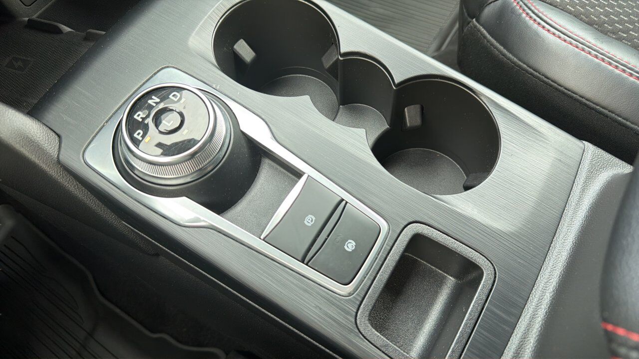 2025 Ford Escape ST-Line Select Sherwood Park AB