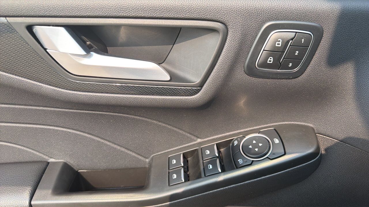 2025 Ford Escape ST-Line Select Sherwood Park AB