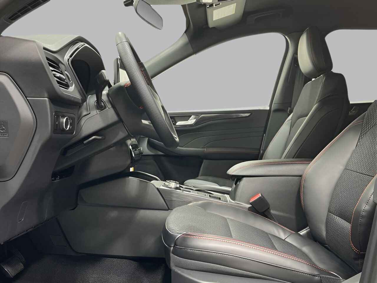 2025 Ford Escape ST-Line Sherwood Park AB