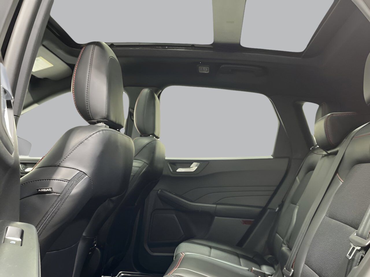 2025 Ford Escape ST-Line Sherwood Park AB