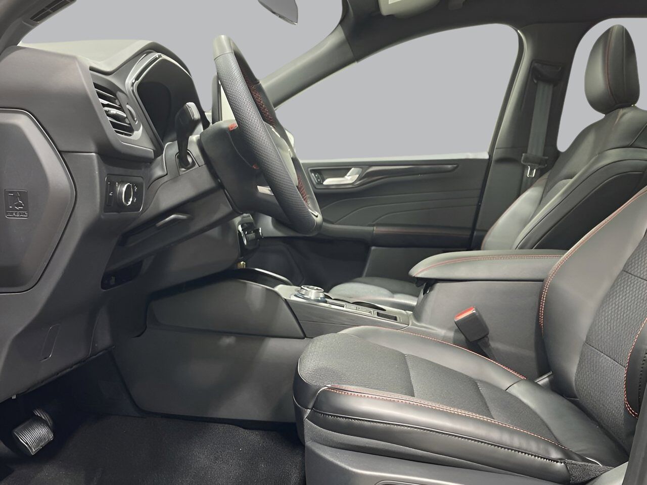 2025 Ford Escape ST-Line Sherwood Park AB