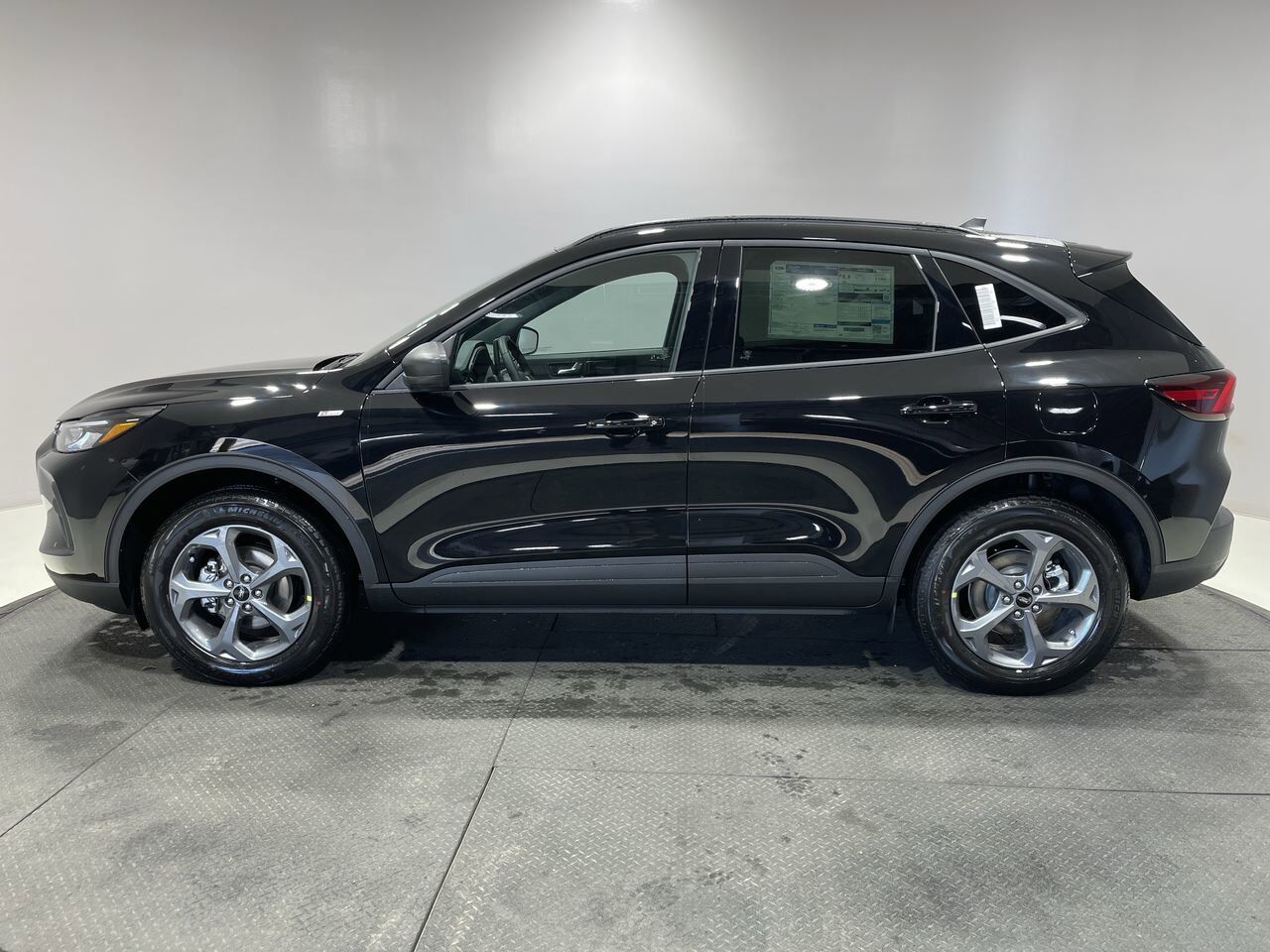 2025 Ford Escape ST-Line Sherwood Park AB