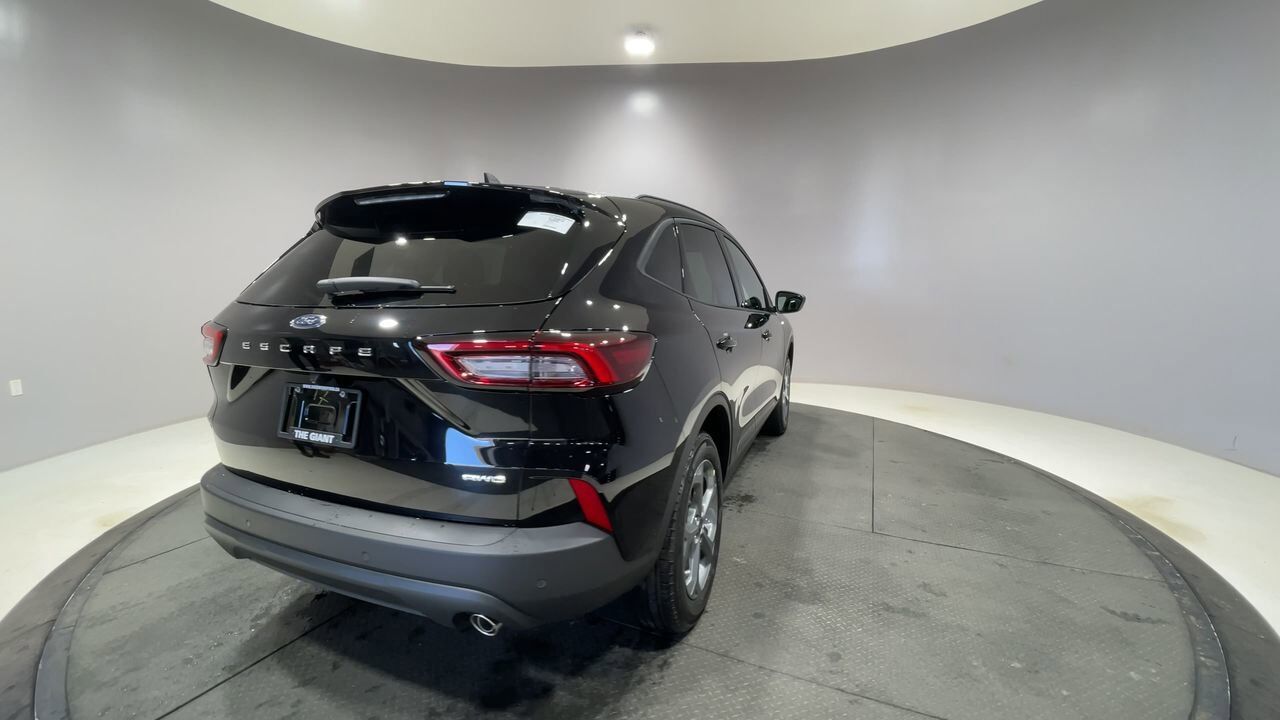 2025 Ford Escape ST-Line Sherwood Park AB
