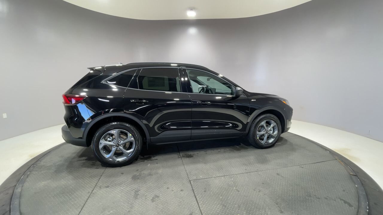 2025 Ford Escape ST-Line Sherwood Park AB