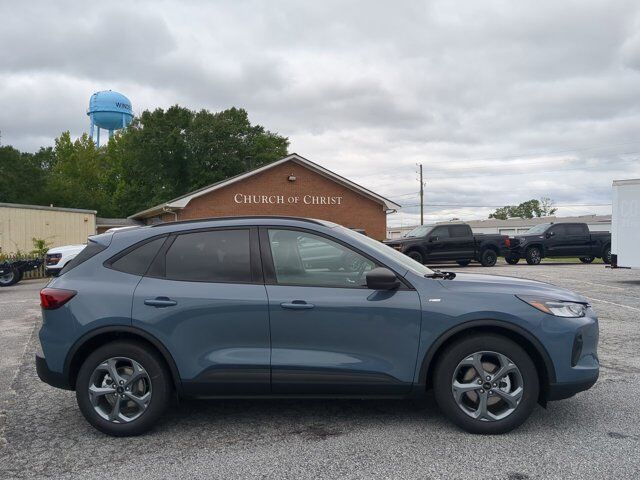 2025 Ford Escape ST-Line Winder GA